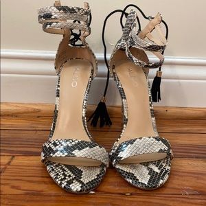 Snakeskin pumps